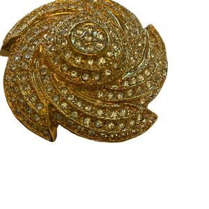 Vtg ROMAN Gold Tone Rhinestone Brooch